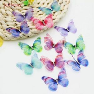 Gradient Color Organza Fabric Butterfly Appliques 38mm genomskinlig Chiffon Butterfly för Party Decor Doll Embelling C0804