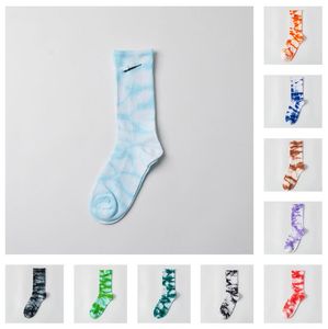 Erkekler Kadınlar Unisex Yenilik Renkli Kravat Boyama Çorap Kaykay Pamuk Hiphop Sox Etnik Çift Uzun Çorap