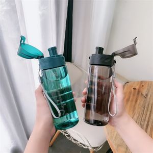 est Style Bottiglia d'acqua in plastica per lo sport 550ML Sicurezza PC Bere a tenuta stagna Tazza da tè Regalo per bambini in età scolare Nome personalizzato 220706