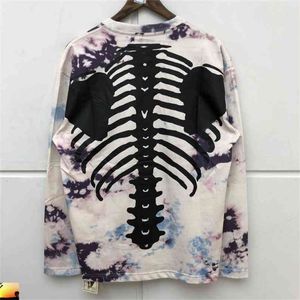 KAPital Tie Dye Tiradora Men Mulheres Manga Longa Camiseta Hip Hop Bone Skulls Impresso 210420