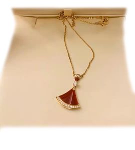 Lyxig designer halsband klassisk mode elegant fläktformad smycken set diamant halsband hängsmycke high-end presentförpackning