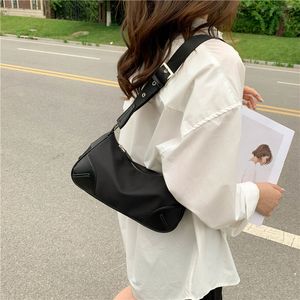 Designer Luxury Cleo Armpit Nylon bags Women Hobo Bag Fashion Shoulder Crossbody Axillary Underarm Sport Outdoor Packs Stuff Sacks298g
