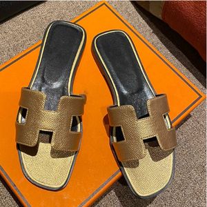 Kvinnor högkvalitativa grisnäsor tofflor Rom Style äkta läder riktiga skor Summer Slides Outdoor Footwear For Wide Feet 42 34 39 FDSDX