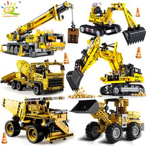 HUIQIBAO Engineering Truck Tech Building Block City Construction Toy For Children Boy Adults Excavator Bulldozer Crane Car Brick 220718