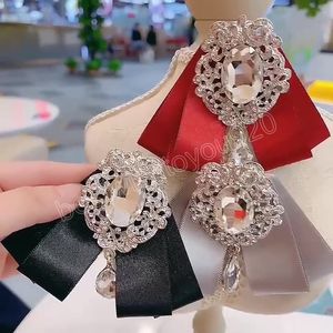 Kore kumaş papyon broş pins kadın gömlek elbise kravat luxulry kristal rhinestones yaka moda takı aksesuarları