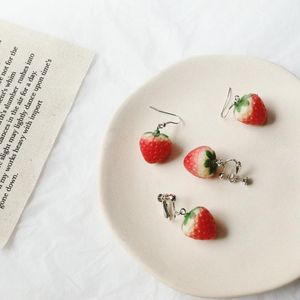 Clip-on & Screw Back Korean Temperament Simple Sweet Lovely Strawberry Fruit Earrings Resin Acrylic Red No Piercing Clip On WomenClip-on