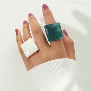 Korea White Green Heart Square Pierścień dla kobiet palec biżuteria żywica akrylowa