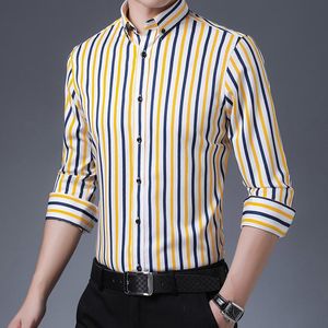 カジュアルシャツメンズファッション鉄のストレッチソフトストライプシャツポケットデザイン長いスリーブ標準フィットビジネスボタンアップシャツメン22