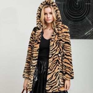 여자 양모 블렌드 2022 겨울 인공 모피 코트 여성 패션 긴 표범 인쇄 후드 재킷 두꺼운 따뜻한 따뜻한 대형 겉옷 S-4XL