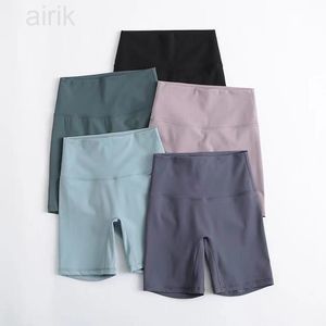 L-Yoga Short New Throun High Waist Women 요가 반바지 솔리드 스포츠 체육관 착용 바지 레깅스 탄성 피트니스 레이디 요가 짧은 4