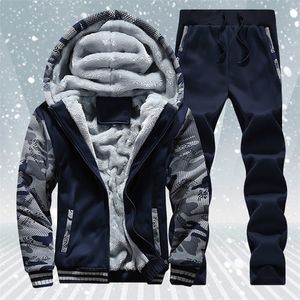 Winter Mens Warm Set Fleece Track Suits for Men Tracksuit Brand Thicken Clothing Sudaderas Hombre Mens Camo Suits Male Clothing 201116