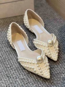 Sandália de noiva Sapatos famosos Mulheres vestido sapato sacora balé peep dedo bombas de dedo de casamento pérola branca pérola hollow sandals fêmeas com caixa