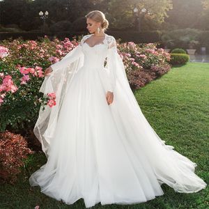 Vintage Country Uma linha Vestido de noiva Longo de manga longa Enrolamento de ombro de marfim Tulle Vestidos de noiva Tribunal Apliques de renda com contas vestidos de jardim de noiva árabe personalizados feitos personalizados