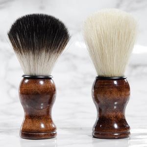 Pennello da barba in tasso di qualità premium Tagliacapelli Manico in legno superbo Barbiere Viso Barba Pulizia Uomo Rasoio da barba portatile Strumenti per la pulizia degli apparecchi F0514