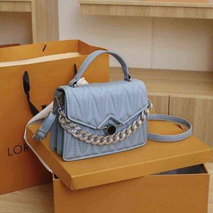 Evening Bags Luxury Pleated Grid Chain Crossbody for Women 2022 Sewing Yarn Shoulder Bag Charming Lock Ladies Purses and Handbags 220727