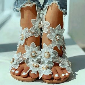 New Summer Ladies Shoes Women Sandals White Floral Flat Sandals Women Bohemian Casual Beach Shoes For Woman 210226