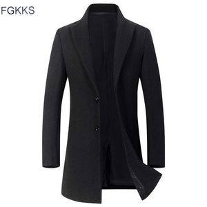 fgkks 브랜드 남자 겨울 울 블렌드 코트 남자의 새로운 패션 따뜻한 두꺼운 모직 코트 슬림 한 단수 수컷 트렌치 코트 LJ201106