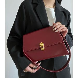 Cross Body Vintage Female Square Bag High Quality PU Leather Women's Handbag Lock Large Shoulder Messenger