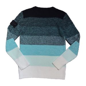 Мужские свитера градиент цветной джемпер изделия из трибов. Пуловая шерстяная смесие вязаный вязаный свитер