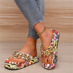 نساء الصيف ملون الكتابة على الجدران EST سلسلة الأزياء Flipflops Sandal Slippers SHOED