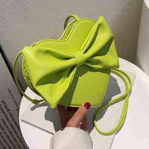 Abendtaschen Kawaii Herzförmige Mini Pu Leder Umhängetasche für Frauen 2022 Mode Niedliche Luxusmarke Kette Schulterhandtaschen Winzig 220507