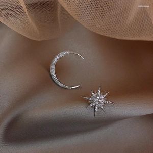 Stud Korea Fashion Jewelry Personlighet Asymmetry Star Moon Earrings Shiny Crystal Ball Party for Womenstud ODET22 FARL22