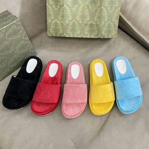 Slide Designer Sandali da donna Pantofole da uomo Pantofole Infradito Piattaforma piatta in velluto di lusso Scarpe eleganti in pelle di gomma gelatina stampata Tacchi alti 35-45