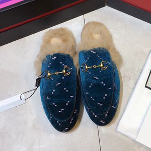 Män Princetown Fur Muller Slipper Mode Läder Loafers Sko Suede Velvet Vinter Slipper Loafers Muller Flat Fur Boots med Box No14