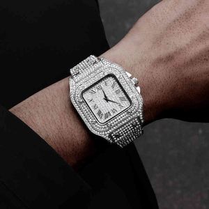 2022 Iced Out fyrkantig herrklocka Toppmärke Lyx Diamond Hip Hop Klocka Mode Unltra Tunn Armbandsur Mansmycken