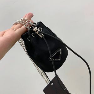 2022 luxury women's key ring mobile phone bag women crossbar mini bags long chain good quality