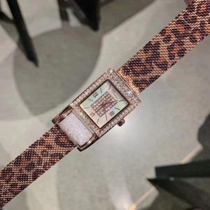 Relógios de pulso Moda Sexy Leopard Milanese Watches for Women Rodty Spinning Barrel Crystals Watch Square Waterproof Wristwatchwri