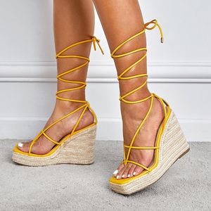Zeppe sandali donne estate in modo aperto alla caviglia della caviglia piattaforma con tacchi alti tacchi scarpe dimensioni 35-42sa 37