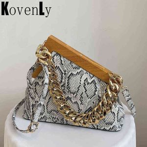 Lady Handbag Luxury Designer Clutch Bag Snake Pattern Wooden Clip Handbags And Purse Woman s Vintage Shoulder 220531