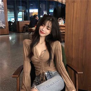 JXMYY Spring and Autumn Retro Fashion Trumpet Sleeve Slim T-shirt Female INS Net Red Drawstring Tie Top Product 210412