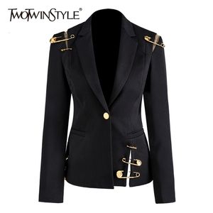 Twotwinstyle Luźne Fit Black Hollow Out Pin Splited Jacket Blazer Lapel Długie Rękaw Kobiety Płaszcz Moda Jesień Zima 220402