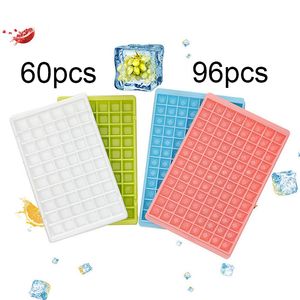 60/96 Grids DIY Eiswürfelbereiter Eismaschine Form PP Kunststoff Eiswürfelschale Eiswürfelbereiter Bar Küchenzubehör Werkzeuge Bar Eiswürfelbereiter