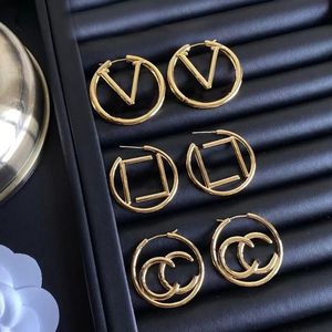 Neue Mode Frau Großen Kreis Einfache Ohrringe Gold Silber Creolen für Weibliche Schmuck Geschenk High-end