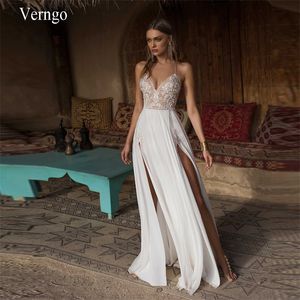 Verngo Boho فستان زفاف مثير الجانب شق الشاطئ فستان الزفاف V-tech bride فستان السباغيتي الأشرطة عشاق الأعشاب