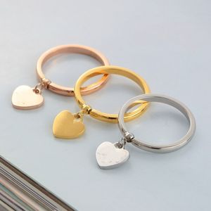 2022 anello ciondolo cuore ragazza acciaio inossidabile 316L oro rosa 18 carati argento donna uomo gioielli da sposa lettera nero bianco arancio rosso minuscolo dito amore anelli regalo di compleanno