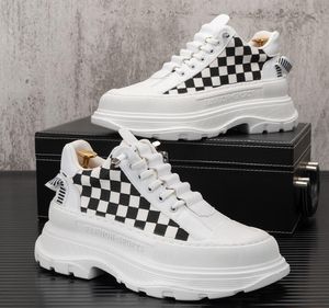 Män sommarplattform Sneakers skor Hight Top Hos Loafers Plat Heel Round Toe Lace-Up Fashion Bekväm Little White Casual Shoes British Style