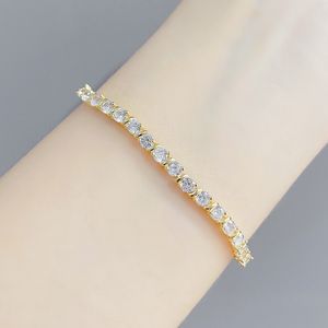 Nya lyxiga mikro-anklädda zirkonpläterade 18k guldarmband smycken koreanska temperament wome klassiska vilda high-end armband tillbehör