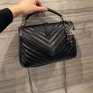 High Quality Flap Messenger Bag Wave Pattern Handbag Purse Alligator Design Crossbody Shoulder Bag Silver Chain Buckle Hardware Fashion Bags