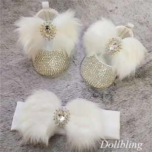 Dollbling Sparkly All Star Crystals Baby Girls Ballet Boutique Infant White Fur Hair أحذية سرير الماس.