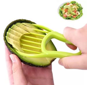 Affettatrice per avocado 3 in 1 Affettatrice per burro di karitè Utensili per frutta Pelapatate Separatore di polpa Coltello in plastica Utensili da cucina per verdure Accessorio per la casa