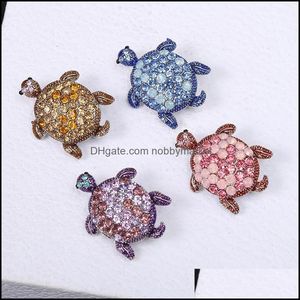 Pins Brooches Jewelry Rhinestone Sea Turtle Brooch Pins Crystal Tortoise Broche Animal For Women Kids Clothes Accessories Party Charm Gifts