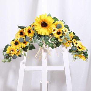 Dekorativa blommor kransar konstgjorda kransblommor palnt Garland Ornament Multicolor Spring Summer Floral Decor Diy Lintel Sunflower Dai