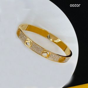 Projektant mody bransoletka dla mężczyzn kobiety pełne diamentowe złote litery bransoletki biżuteria prezenty luksusowe bransoletki miłości pudełko ślubne nowość 22051303R