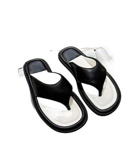 2022 designer Sandals Clouds Women Slippers Square Toe Flip Flops Sheepskin Leather Sandal soft Flat Slides Fashion Luxury Rubber Slipper