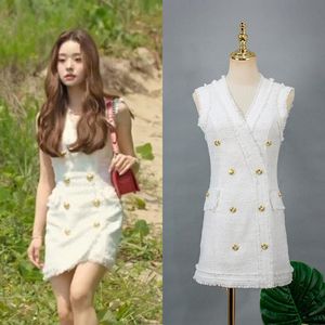 Casual Kleider Kleid Frauen Elegante 2022 Koreanische Mode Freezia Zweireiher Mini Weibliche V-ausschnitt Ärmellose Party