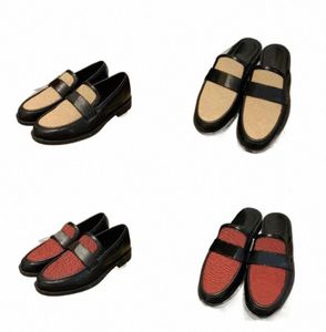 lyxdesigner casual skor kvinnor loafers fårskinn diamant v-quiltade läder sneakers tillbehör metall hårdvara spänne halv toffel loafers lägenheter